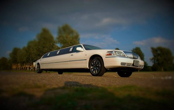 Lincoln Limo hire